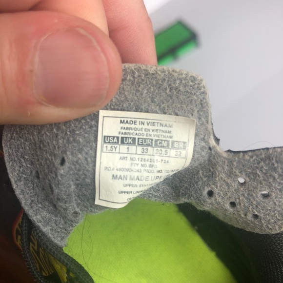 Under Armour Neon Green Clutchfit Force 2.0 Cleats - Picture 8 of 8